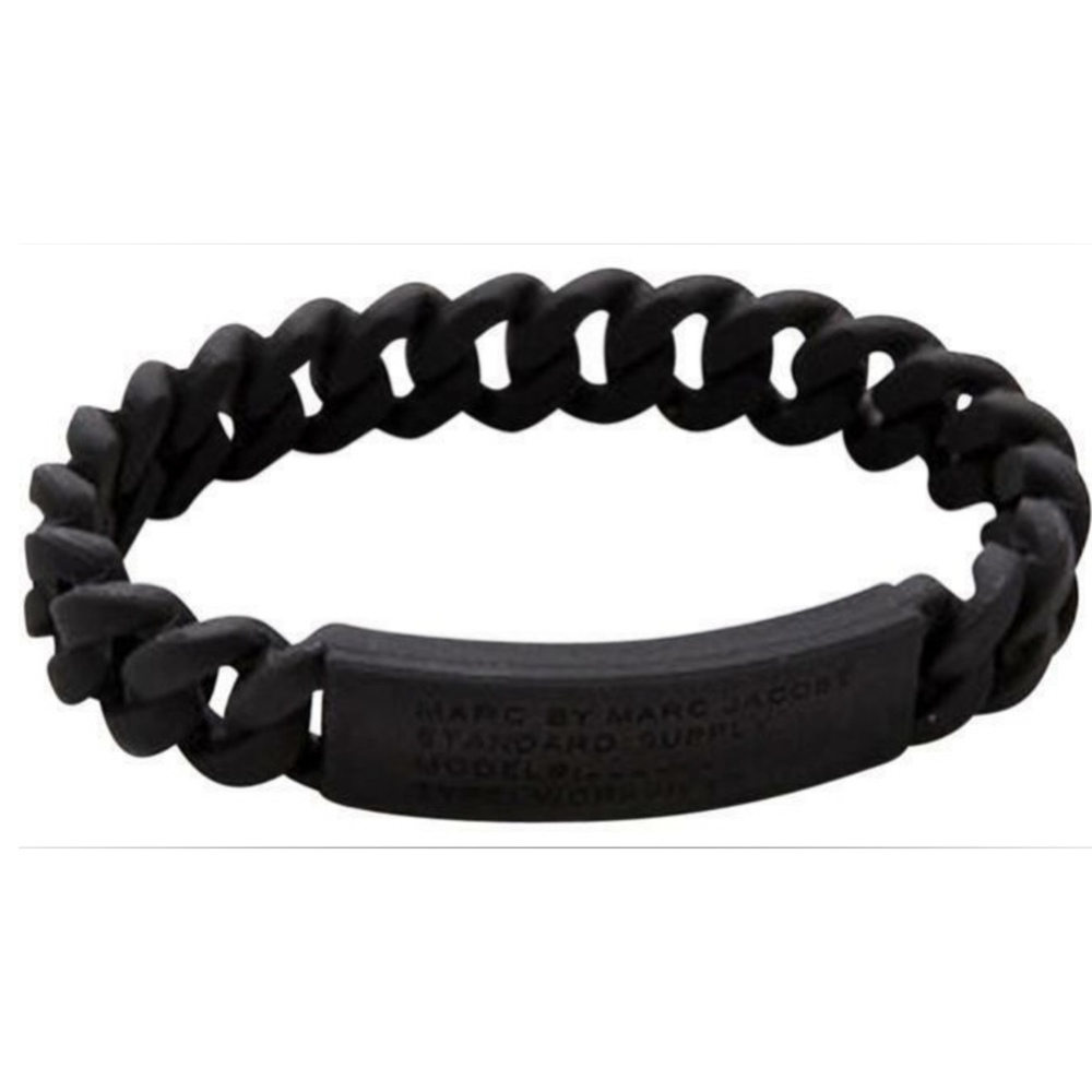 NWT $28 MSRP Marc by Marc Jacobs black silicone rubber bracelet